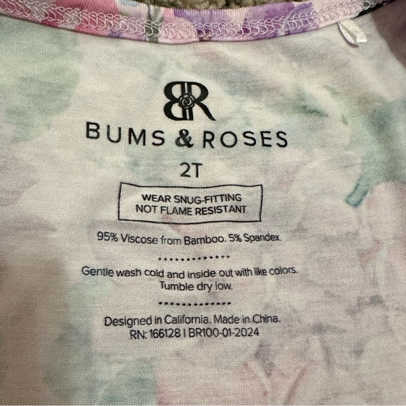 Bums and Roses You Had Me At Hydrangea Ruffle Footie 2T - Picture 9 of 9